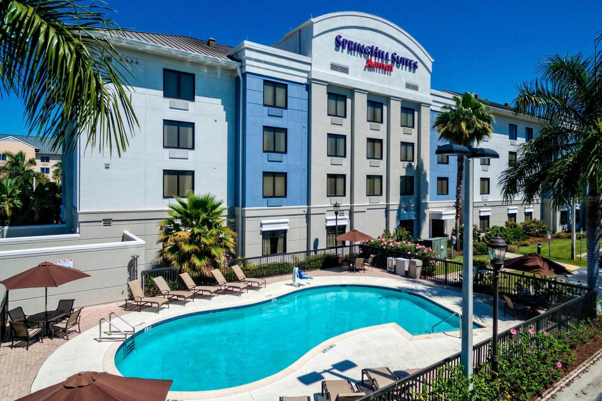 Springhill Suites By Marriott Naples Golden Gate Екстериор снимка