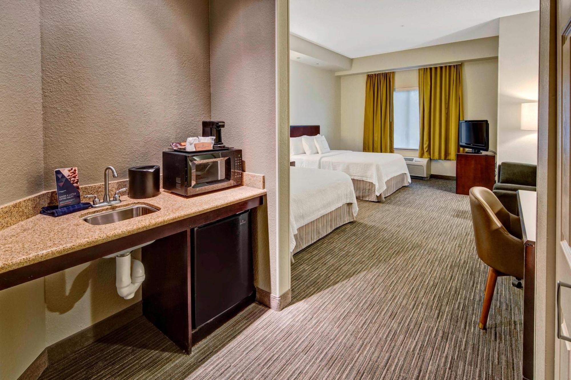Springhill Suites By Marriott Naples Golden Gate Екстериор снимка