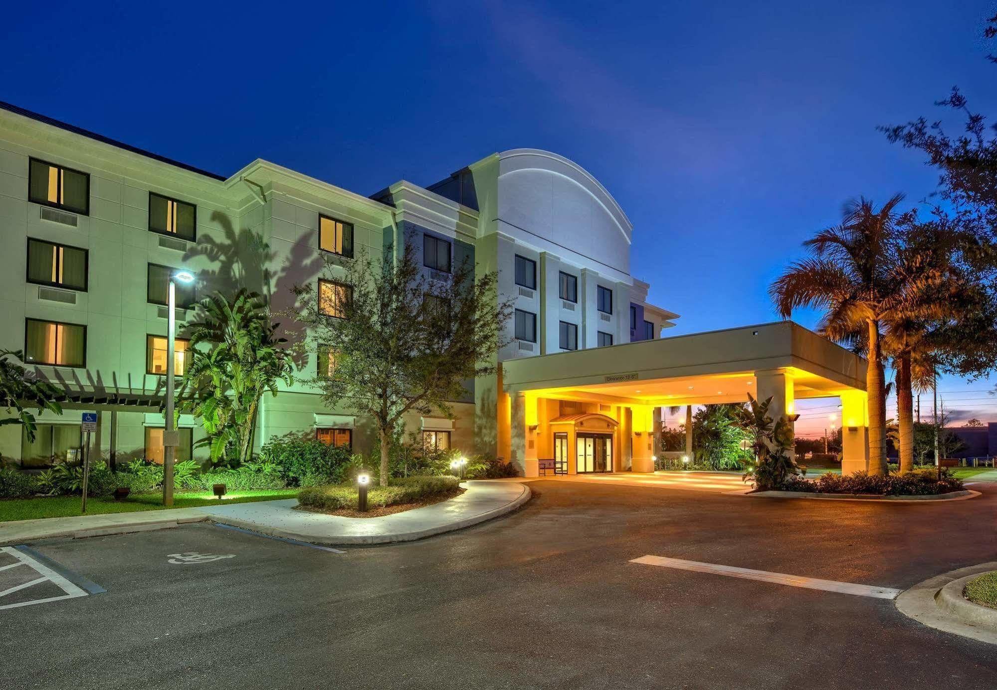 Springhill Suites By Marriott Naples Golden Gate Екстериор снимка